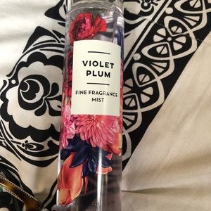 Bath and Body Works NEW body spray